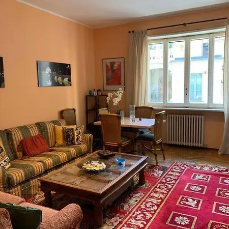 아파트 Vivi La Gran Madre *