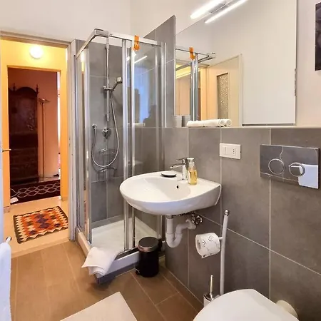 아파트 Vivi La Gran Madre *